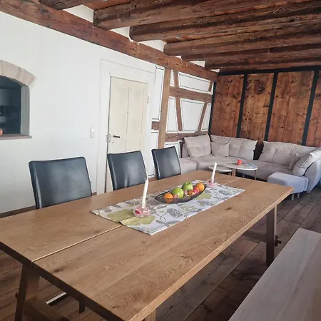 Apartment Historic Cozy Flat In Citycenter By Constance